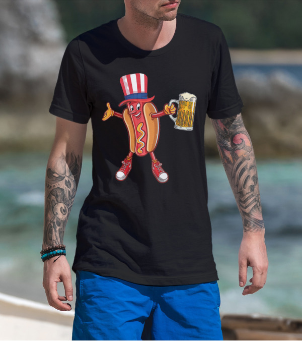 Funny Hot Dog Wearing US Flag Hat Holding Beer Mug T-Shirt