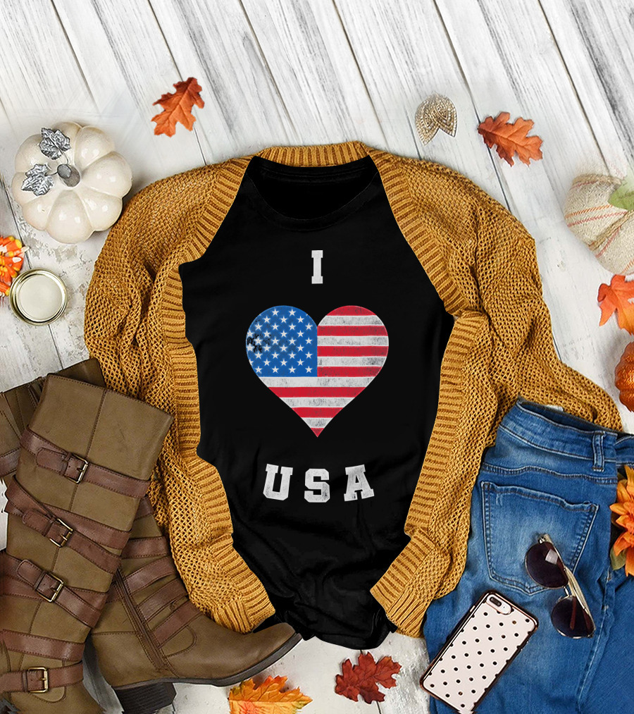 I Heart USA I Love USA America Patriot American Flag Heart T-Shirt