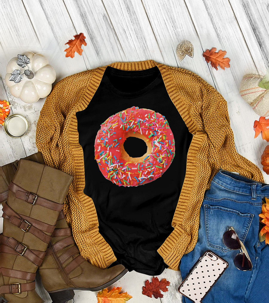 Sprinkles Donut for the Donuts Lover Gla with Colorful Toppings T-Shirt