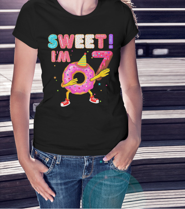 Sweet I'm 7 Birthday Donut Party Hat Fun T-Shirt