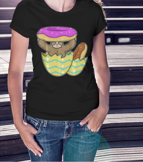 Sloth Easter Egg With Donut Hat T-Shirt