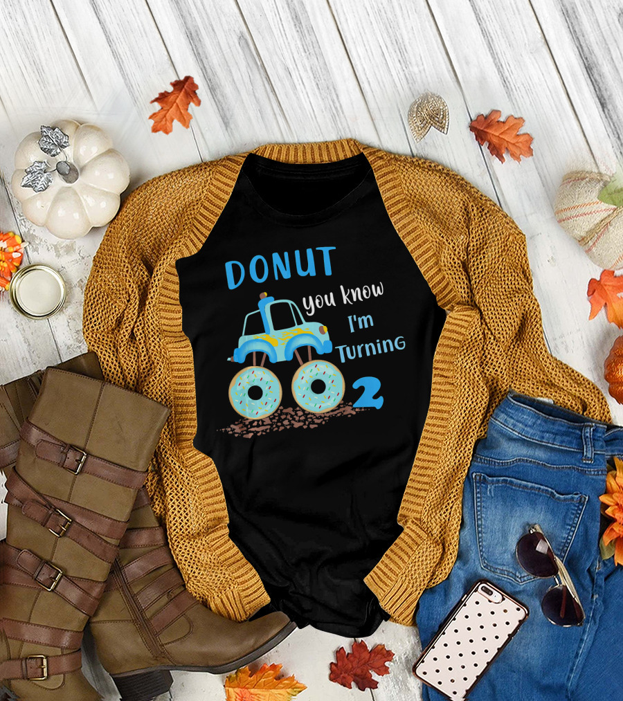 Donut You Know I'm Turning 2 Donut Funny 2nd Birthday T-Shirt