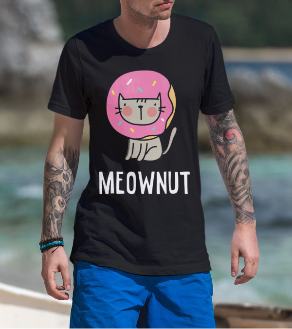 Cute Donut Cat Pun Meownut Funny Meownut T-Shirt