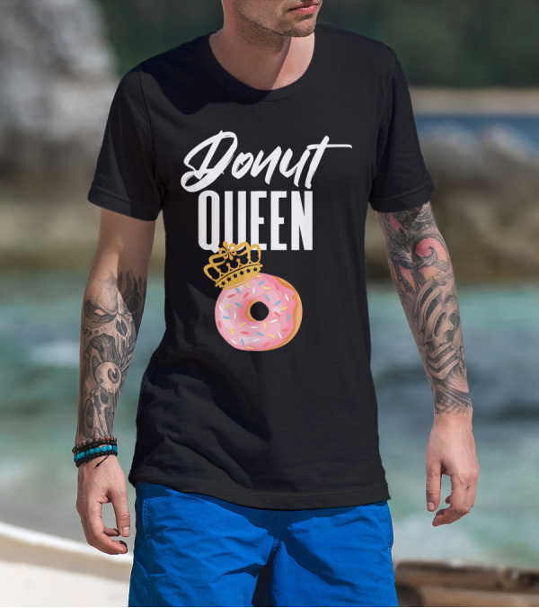 Donut Queen Sprinkled Women And Girls Pink Donut With Crown T-Shirt