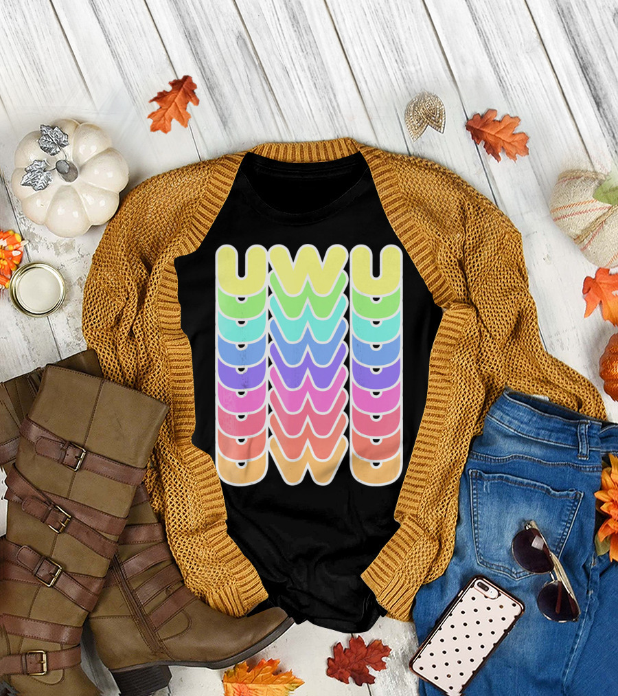 UWU Cute Face Emoji Letter Kawaii Rainbow Keyopt T-Shirt