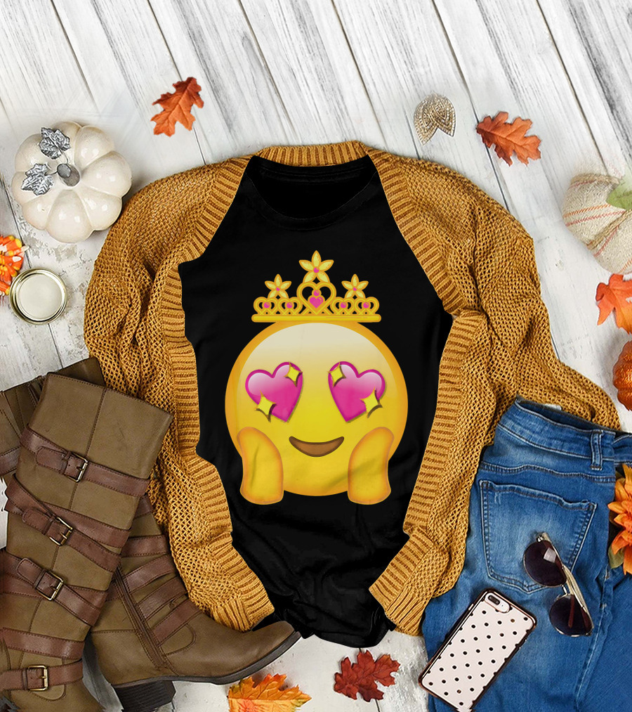 Emoticon Queen Heart Eyes Emoji with Crown Princess T-Shirt