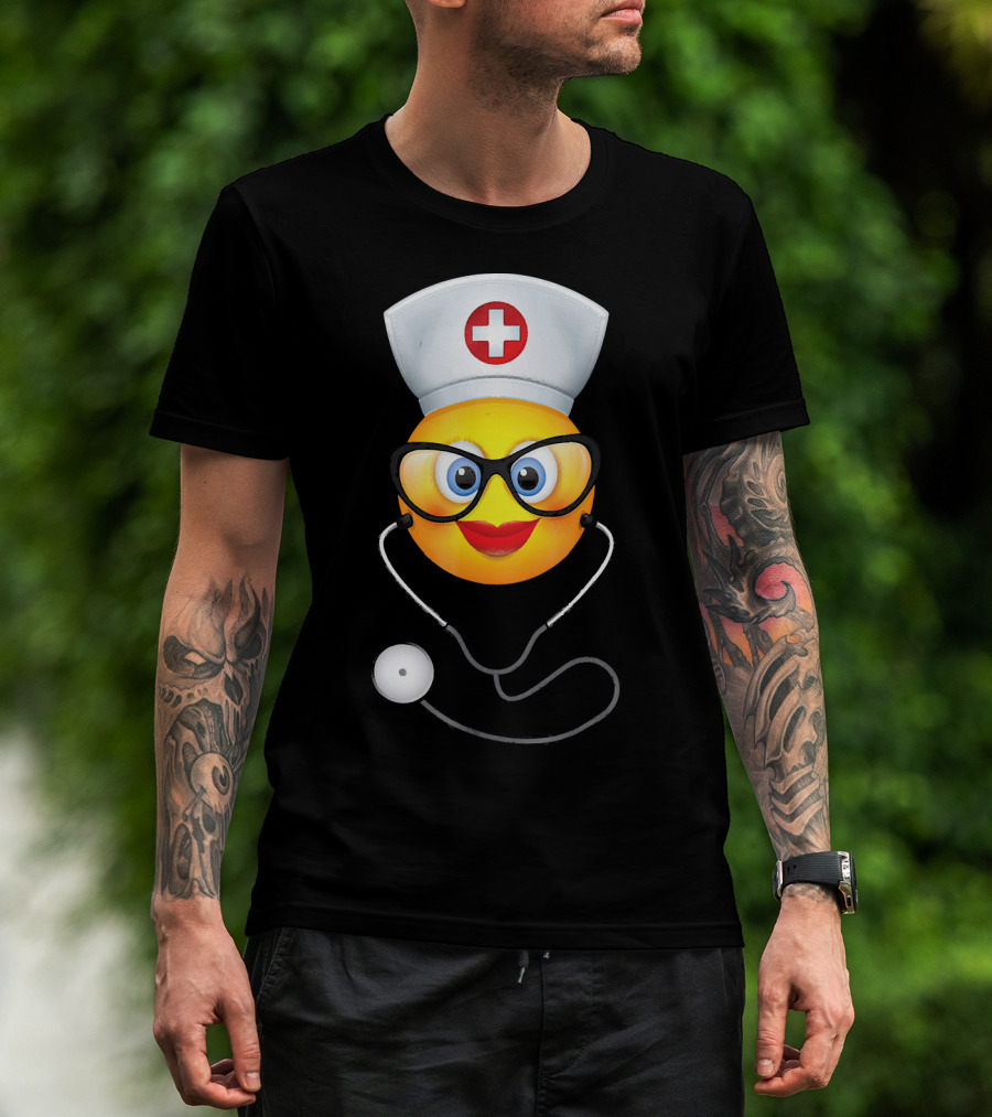 Nurse Halloween Funny Emoji Glasses Stethoscope T-Shirt