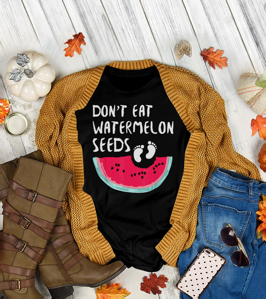 DON'T EAT WATERMELON SEEDS BABY ANNOUNCEMENT FOOTPRINTS T-Shirt