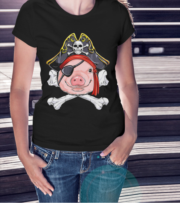 Pig Pirate Jolly Roger Flag Skull Eyepatch Crossbones Hat T-Shirt