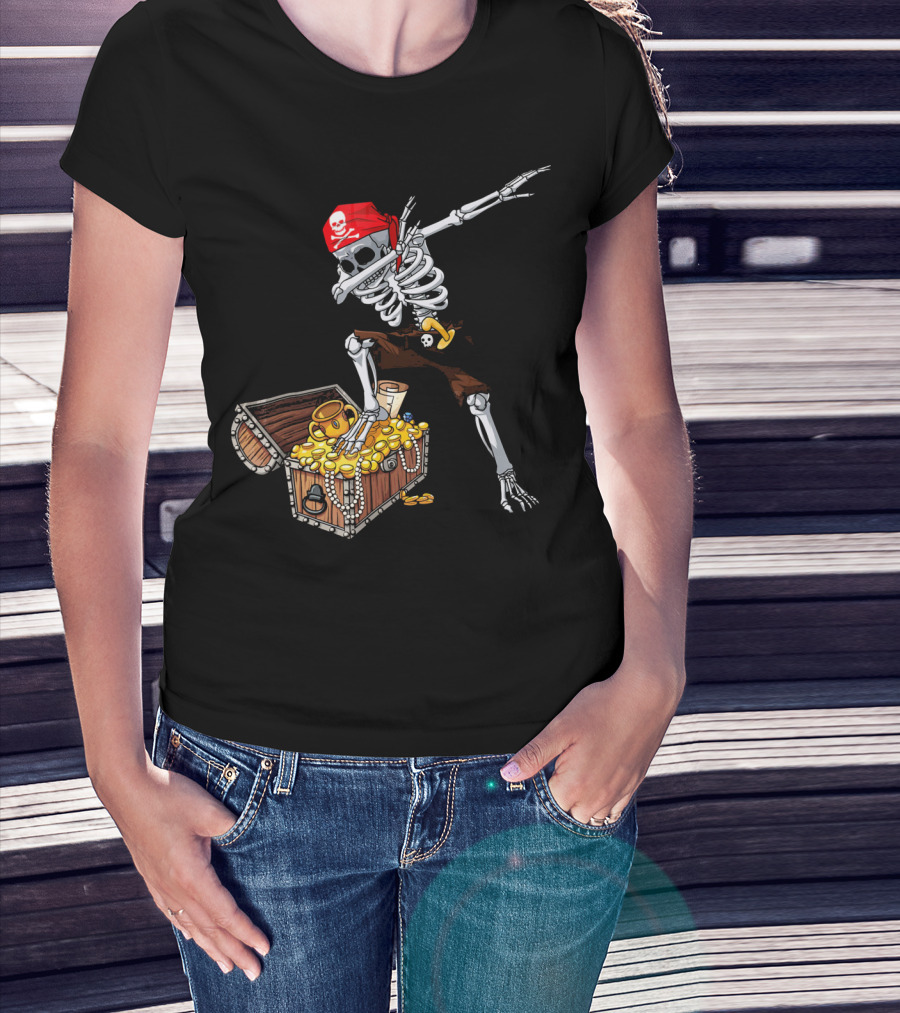 Dabbing Pirate Skeleton With Treasure Chest And Red Skull Bandana T-Shirt