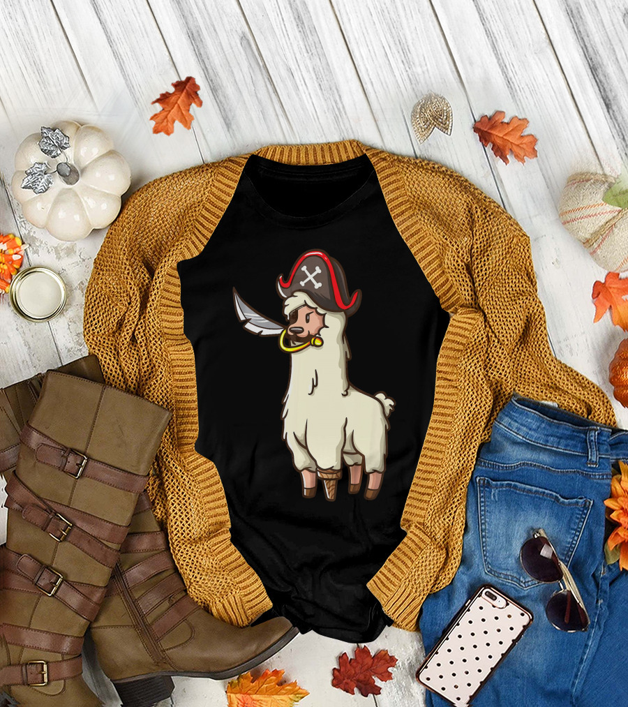 Pirate Llama with Hat and Sword Halloween Party T-Shirt