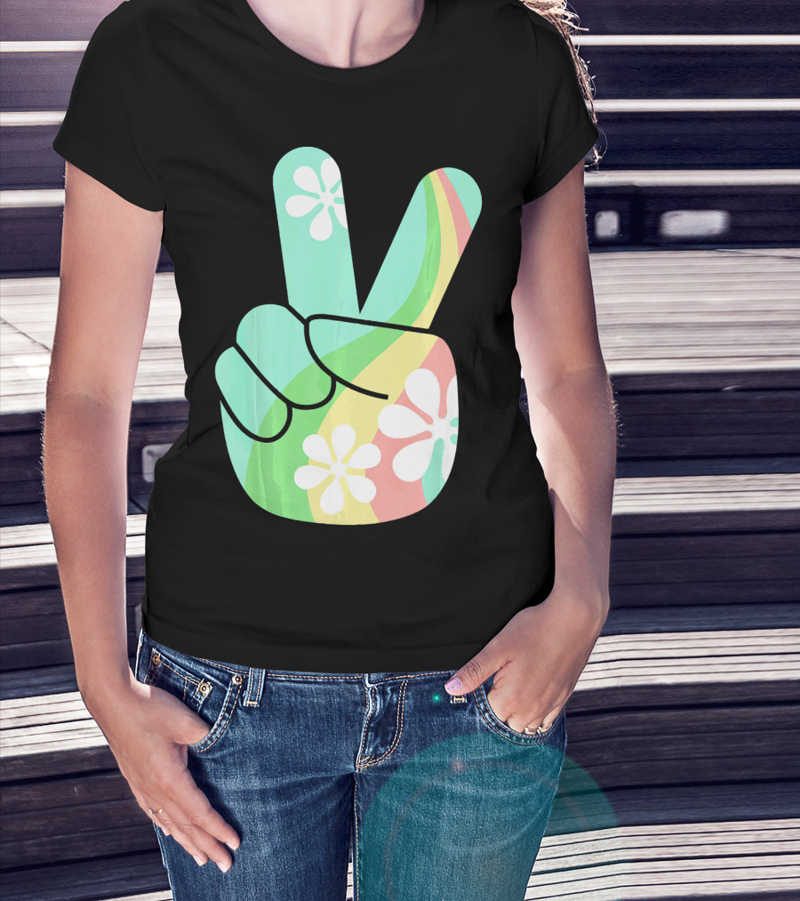 Retro Vintage Peace Sign Hippie 70s Flower Power Vibes T-Shirt
