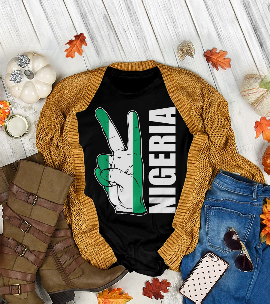 Nigerian Pride Peace Gesture with Nigeria Flag Colors and Nigeria Text T-Shirt
