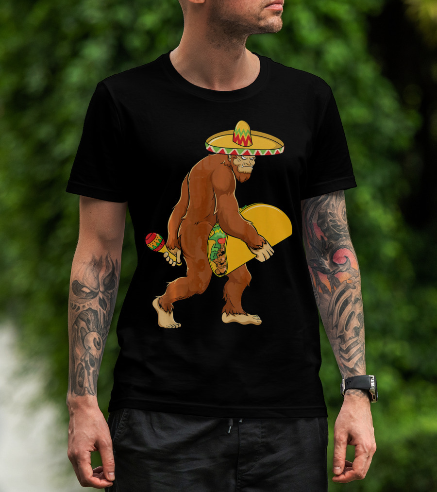 Bigfoot Cinco De Mayo Sombrero Taco Maraca T-Shirt