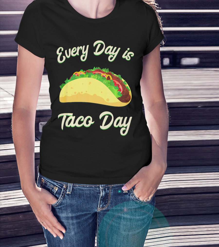 Every Day Is Taco Day Kids Plu T-Shirt