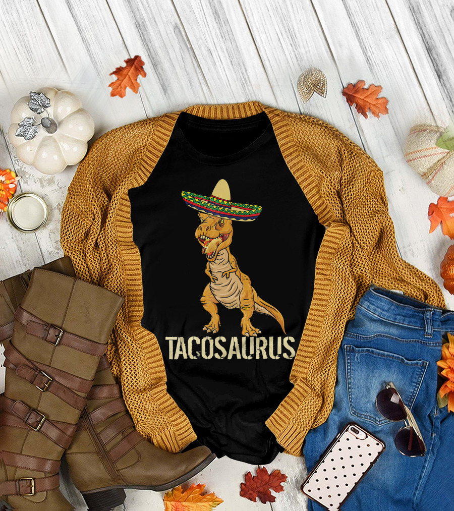 Taco Tuesday Dinosaur Sombrero Tacosaurus T-Shirt