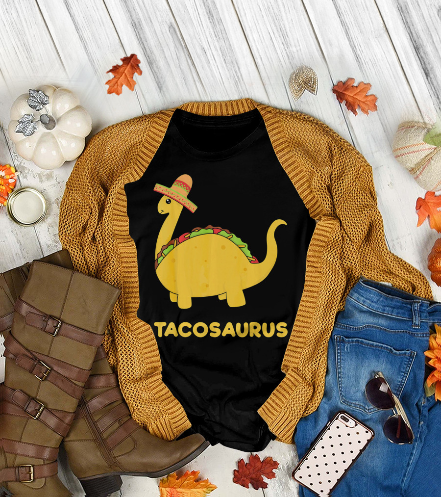 Cinco de Mayo Tacosaurus Dinosaur in Sombrero T-Shirt