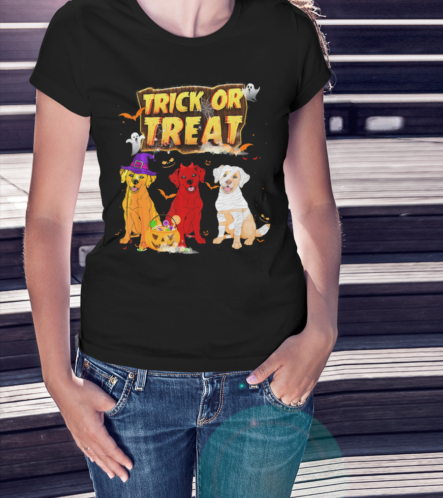 Trick Or Treat Three Labrador Retrievers Halloween Pumpkin Candy Ghosts T-Shirt