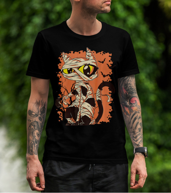 Mummy Cat With Yellow Eyes And Halloween Bats T-Shirt