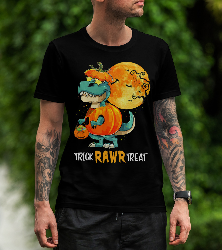 Trick RAWR Treat Rex Dinosaur Halloween Pumpkin Moon T-Shirt