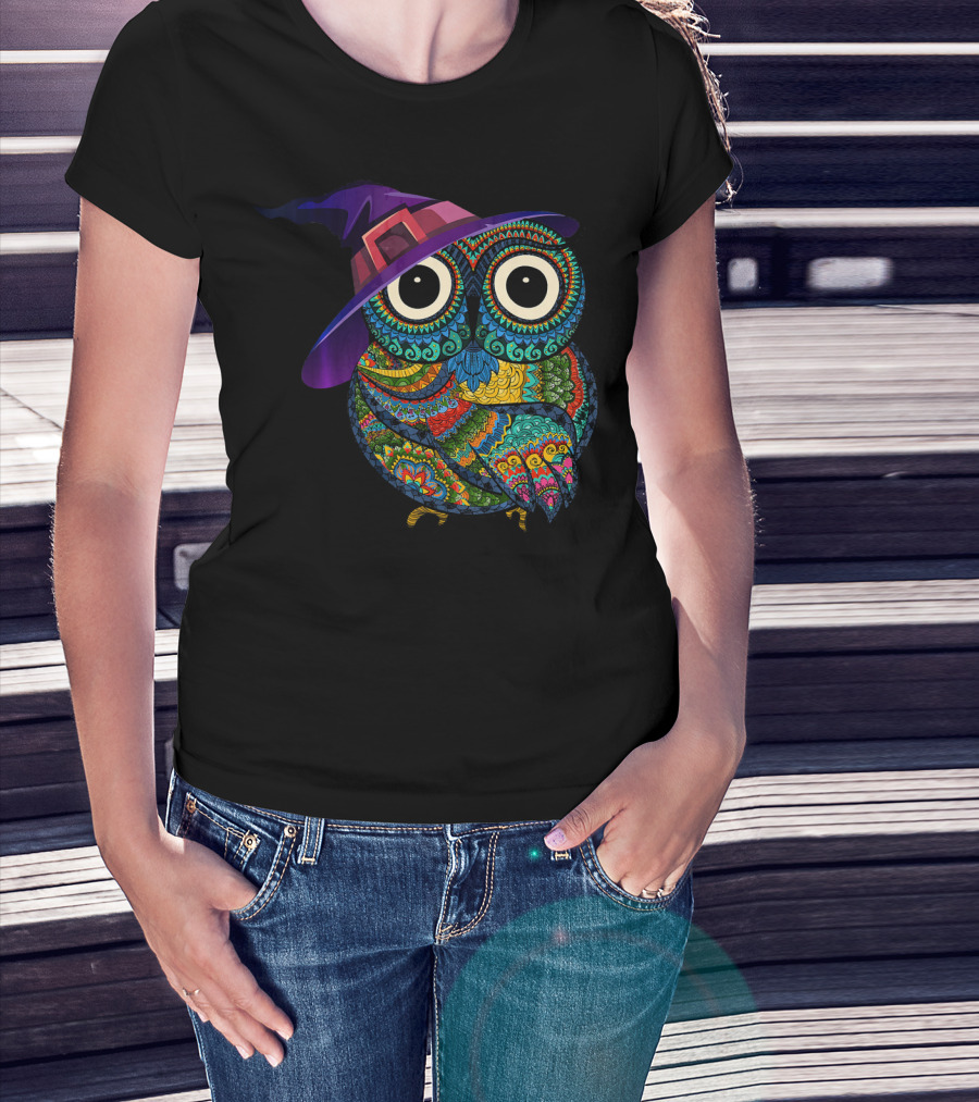 Colorful Owl With Witch Hat In Halloween Costume Fun T-Shirt