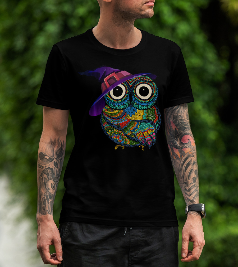 Colorful Owl With Witch Hat In Halloween Costume Fun T-Shirt