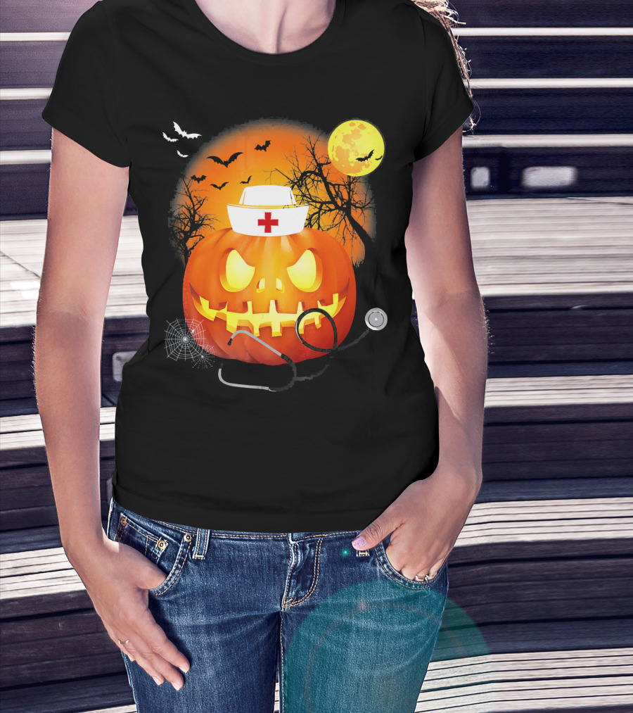 Nurse Halloween Pumpkin With Stethoscope And Bats T-Shirt