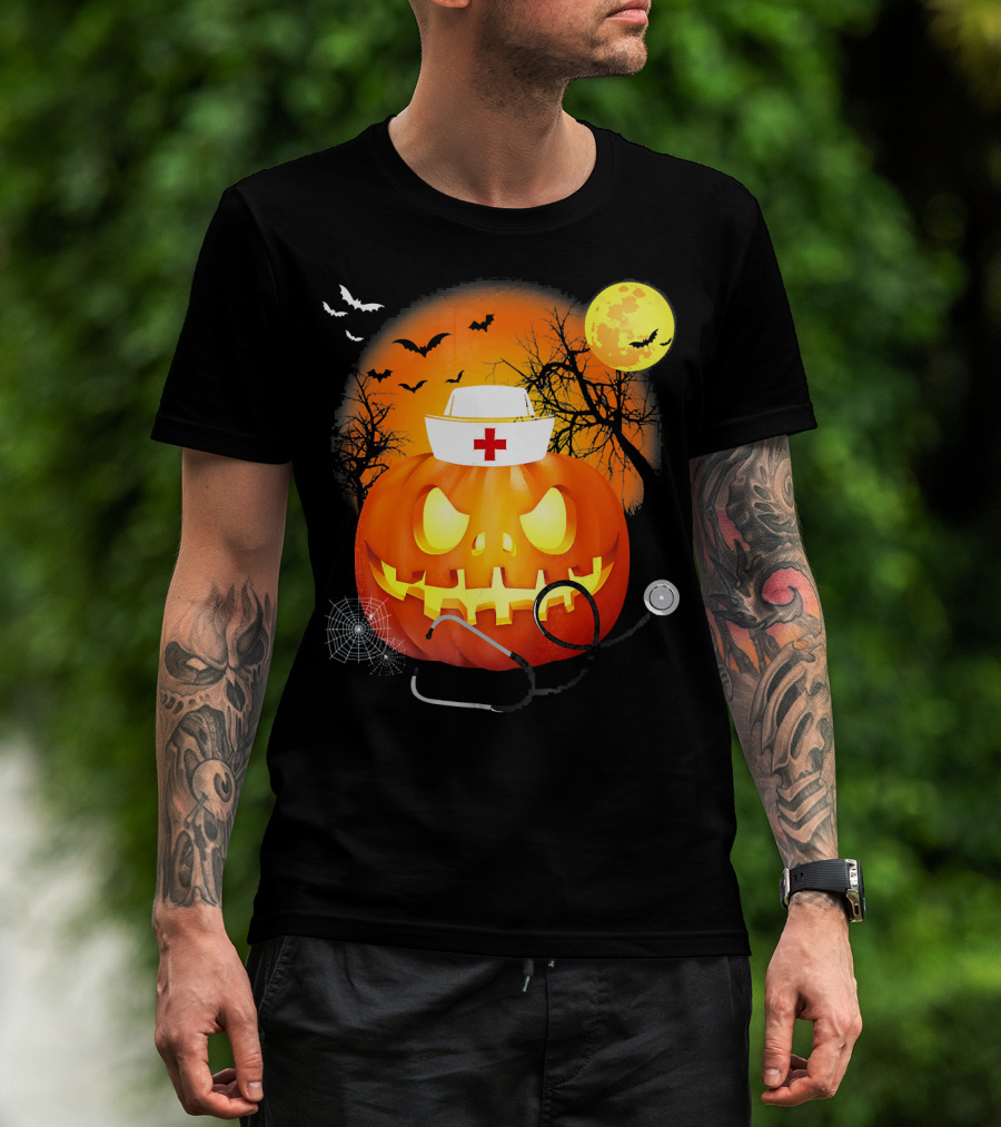 Nurse Halloween Pumpkin With Stethoscope And Bats T-Shirt