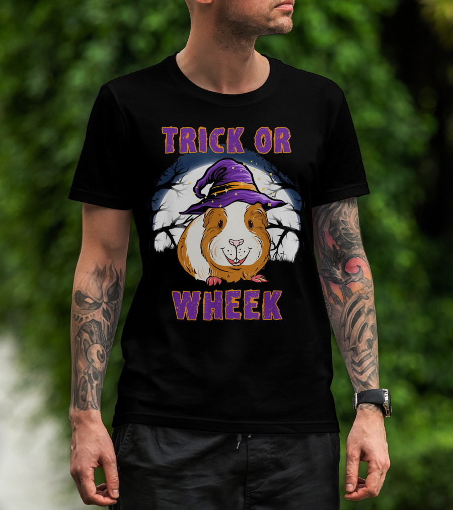 Trick Or Wheek Halloween Guinea Pig With Witch Hat And Moon Background T-Shirt