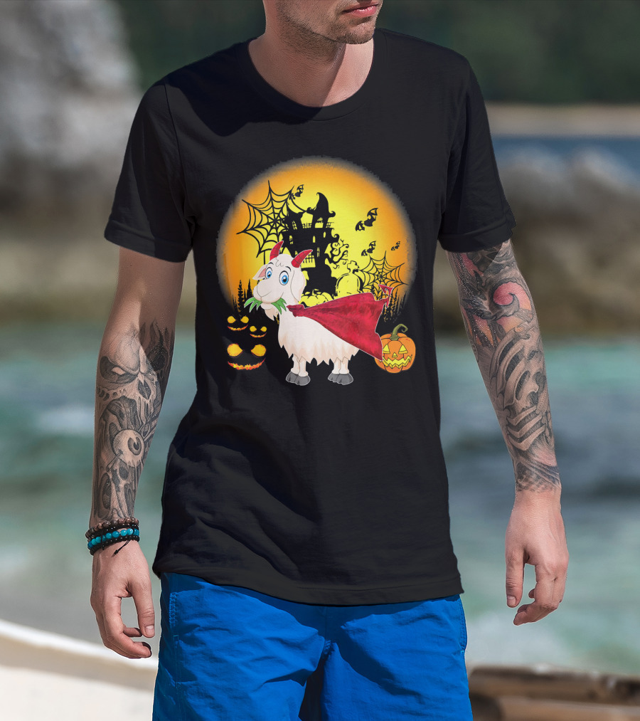 Funny Goat Halloween Cape Haunted House Pumpkins Spooky Night T-Shirt