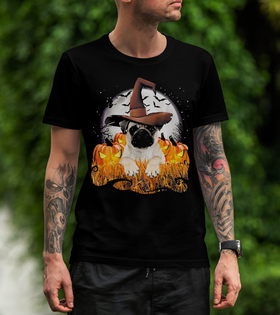 Funny Pug Halloween Witch Hat Pumpkins Moon Bats T-Shirt