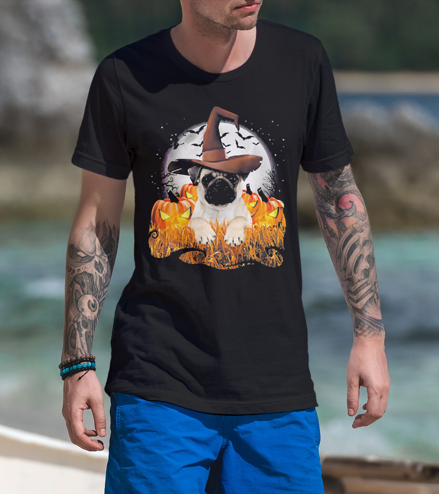 Funny Pug Halloween Witch Hat Pumpkins Moon Bats T-Shirt