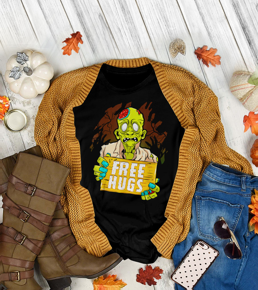 Free Hugs Creepy Zombie Funny Mens Halloween Horror T-Shirt