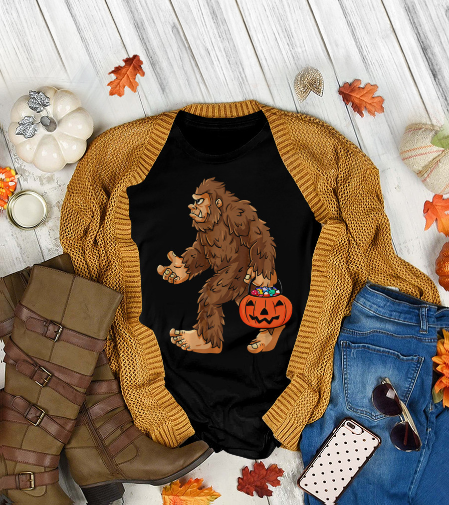 Bigfoot Carrying Jack O Lantern Halloween Candy T-Shirt