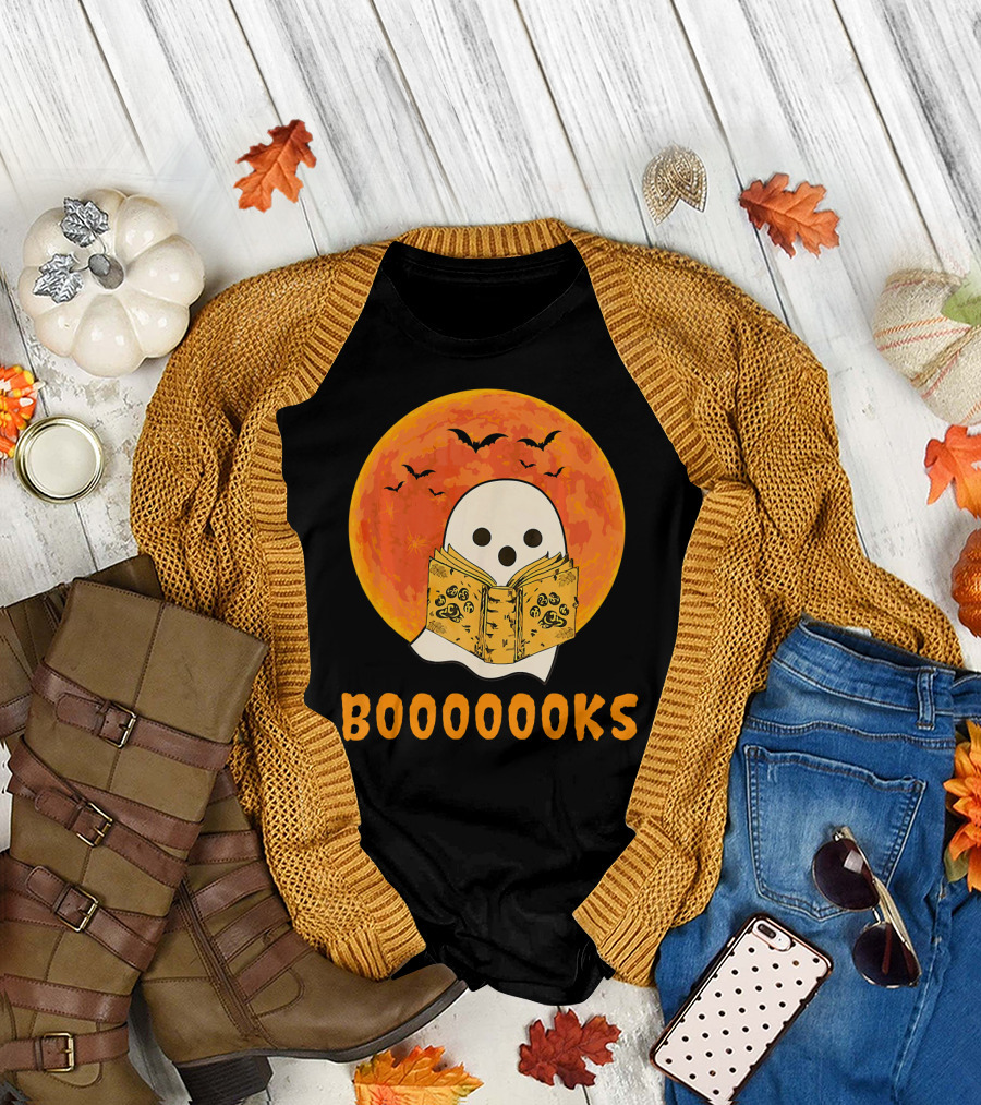 Booooooks Boo Ghost Reading Book Halloween Moon Bats T-Shirt