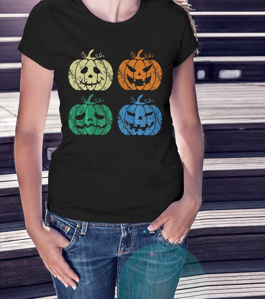 Vintage Retro Scary Pumpkin Face Halloween T-Shirt