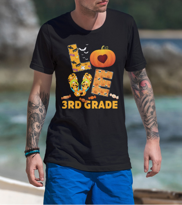 Love 3rd Grade Halloween Pumpkin Teacher T-Shirt