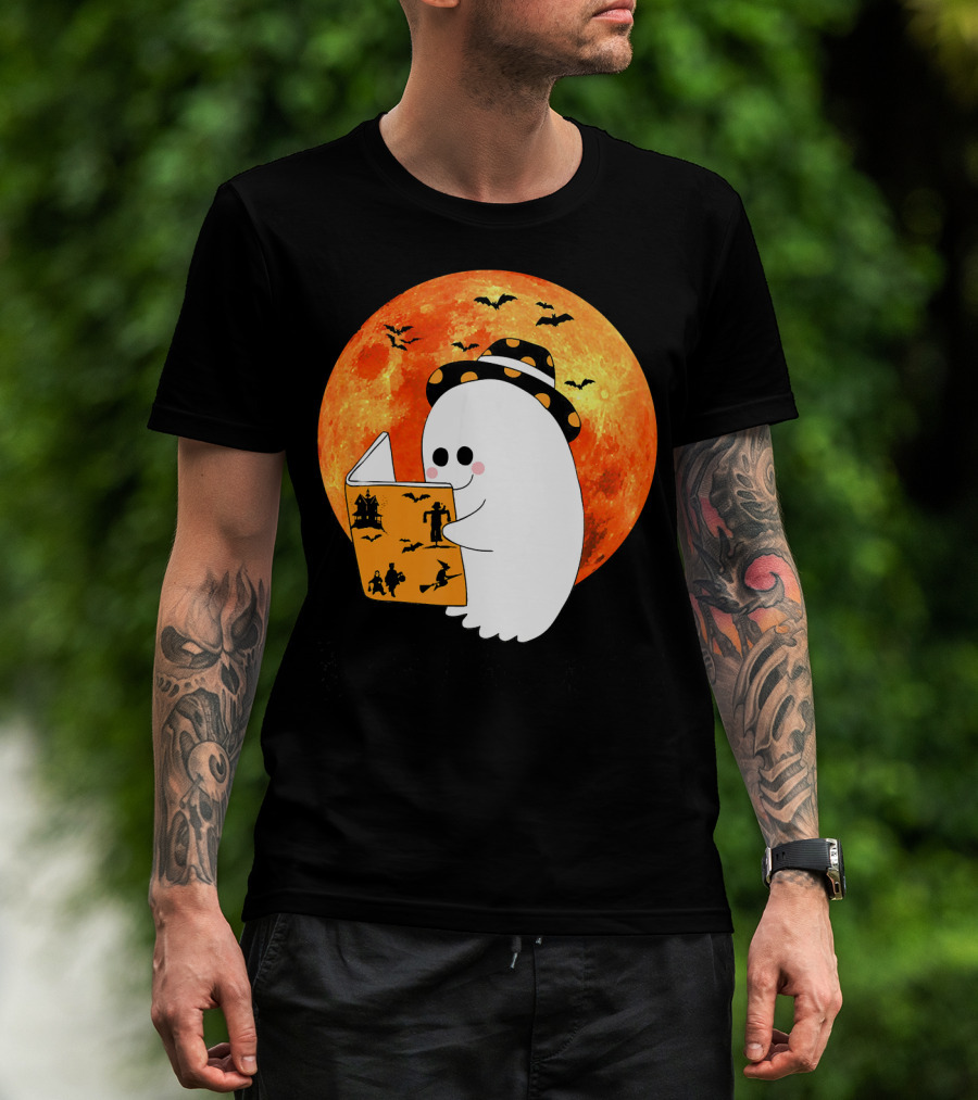 Halloween Ghost Reading Boo Books With Orange Moon And Bats T-Shirt