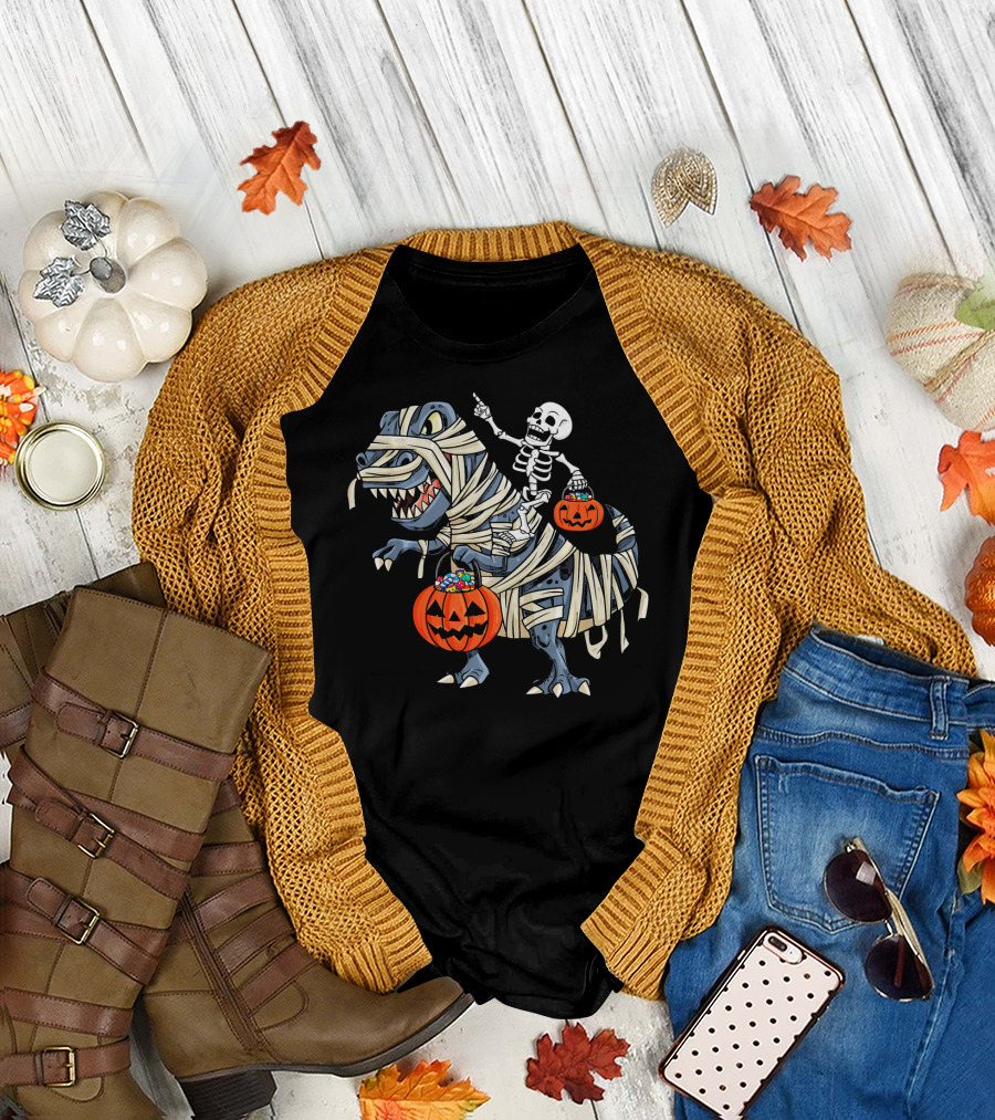 Skeleton Riding Mummy T-Rex with Pumpkin Candy Buckets Halloween Bo T-Shirt