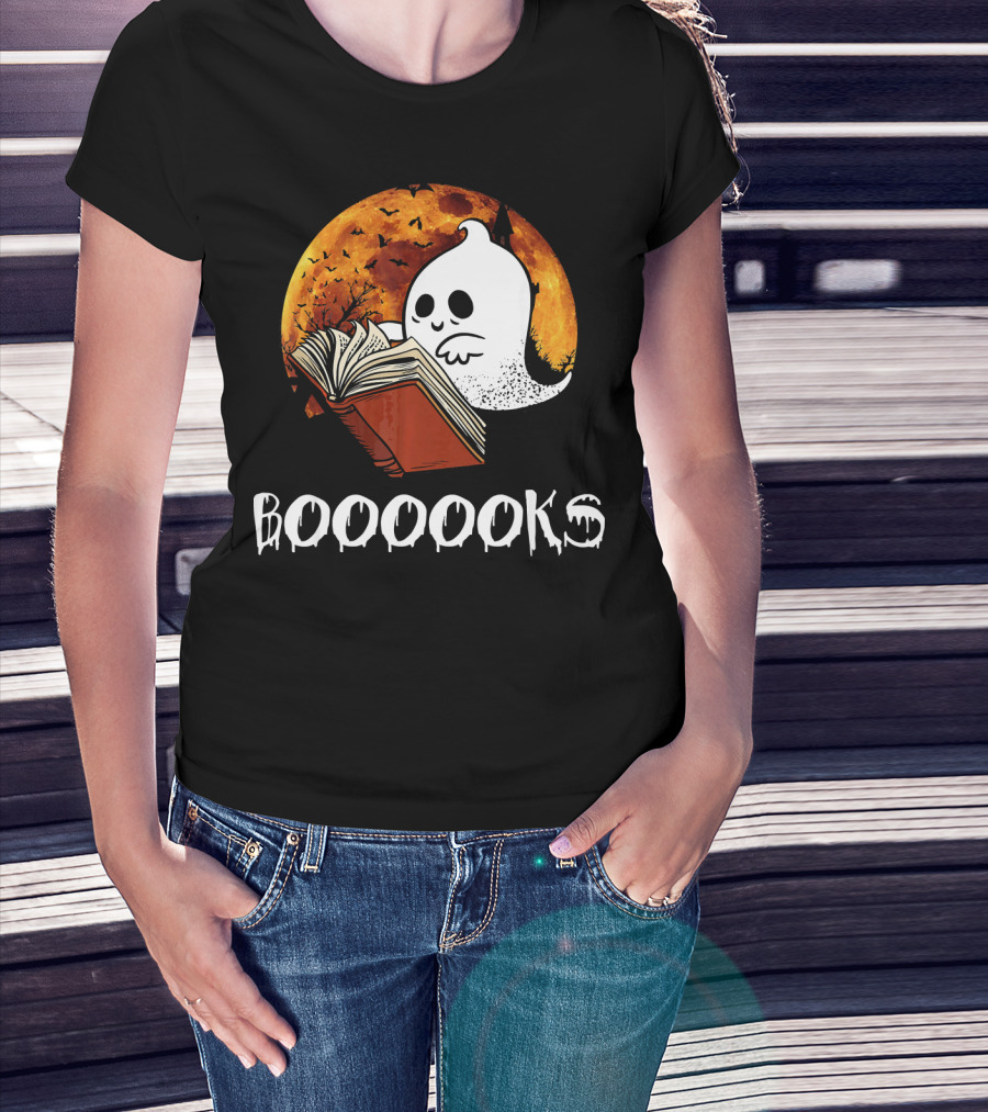 Booooooks Boo Reading Books Hall Ghost With Open Book And Moon Bats T-Shirt