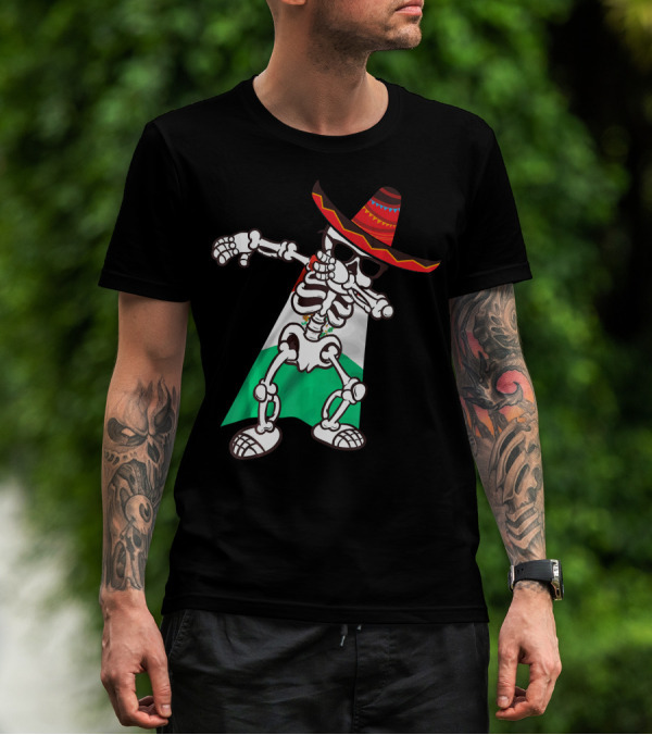 Cinco De Mayo Skeleton Dabbing With Sombrero And Mexican Flag Cape T-Shirt