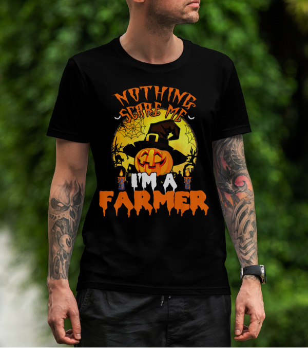 Orange Halloween Jack-O'-Lantern Hat Spider Web Nothing Scares Me I'm A Farmer T-Shirt