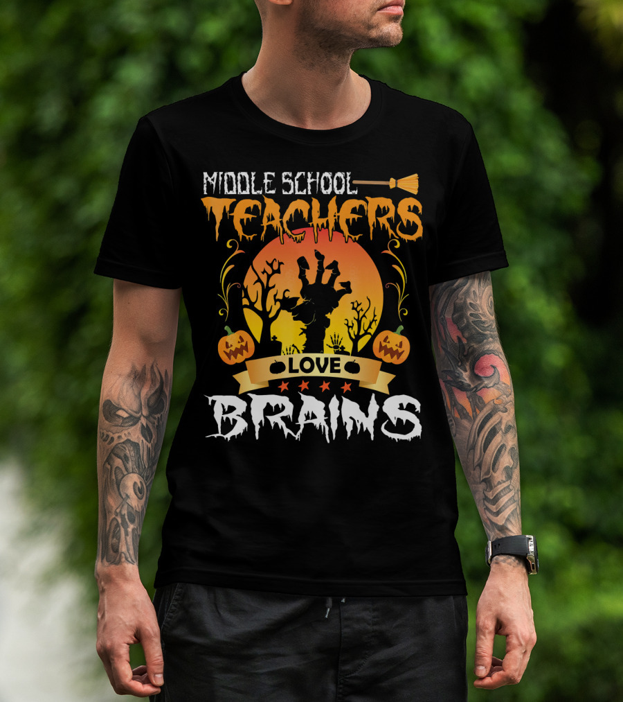 Middle School Teachers Love Brains Moon Tomb Pumpkin T-Shirt
