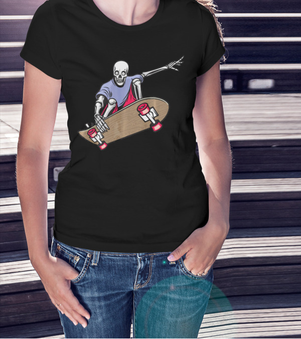 Skeleton Skateboarding Halloween Trick Airtime T-Shirt