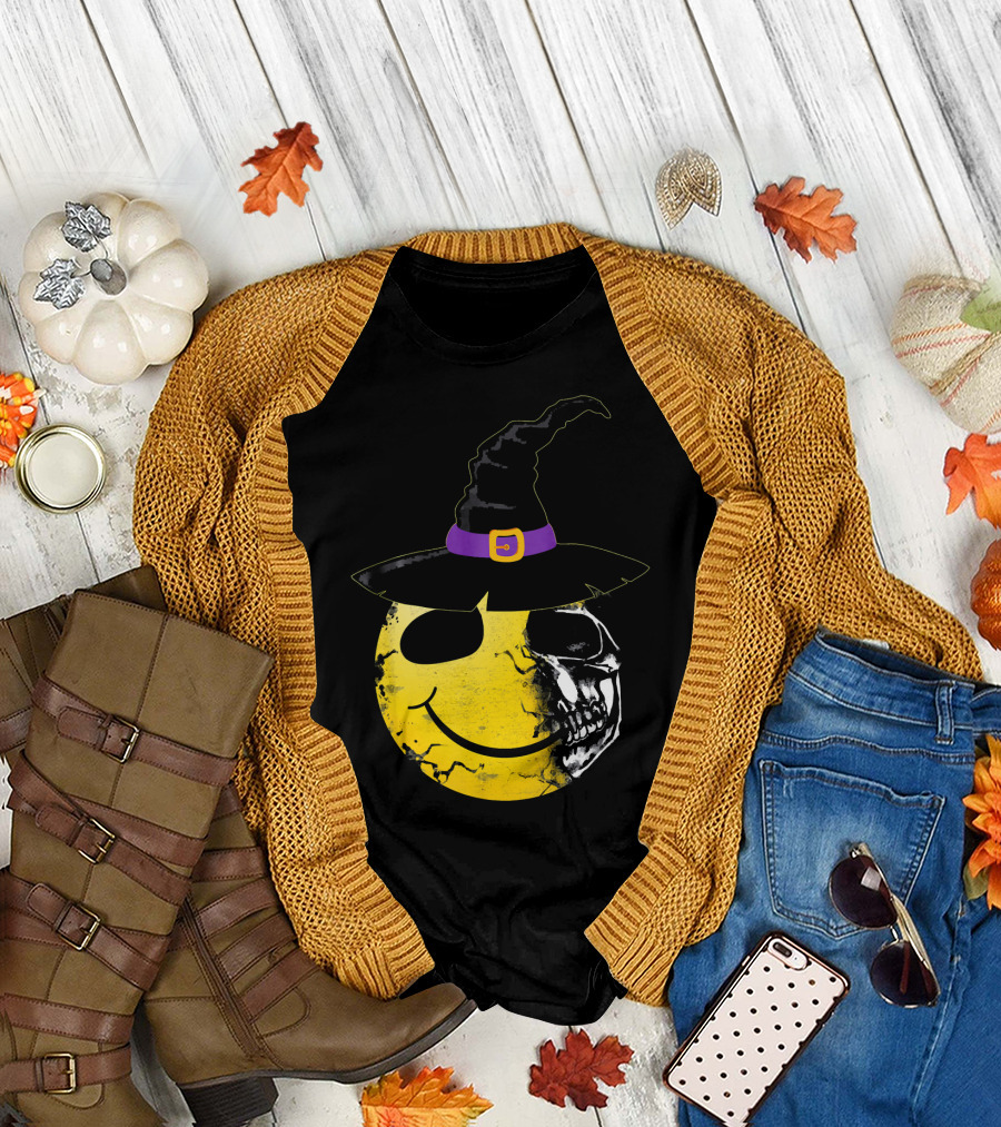 Halloween Witch Hat Smiley Half Skull Face T-Shirt
