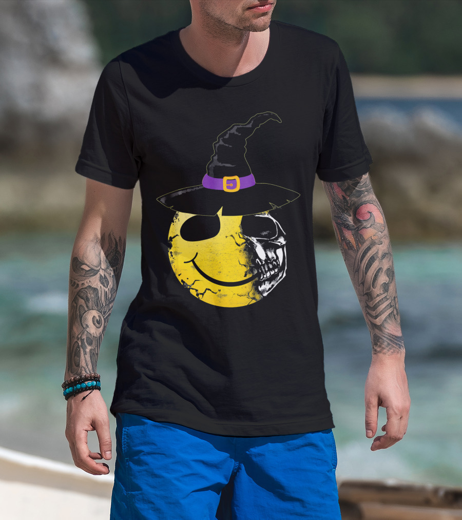Halloween Witch Hat Smiley Half Skull Face T-Shirt