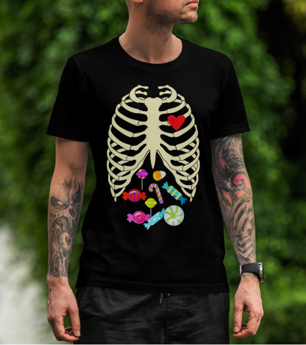 X Ray Skeleton Rib Cage Heart Candy Halloween T-Shirt