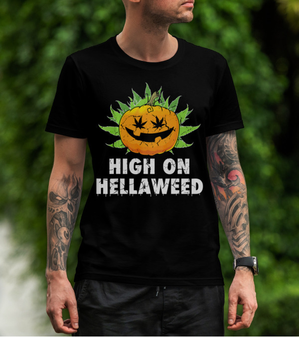 High On Hellaweed Halloween Weed Cannabis Pumpkin Face T-Shirt