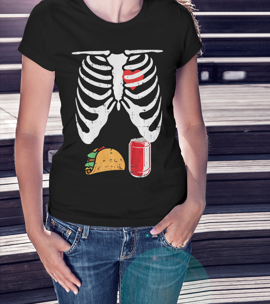 Skeleton Ribcage Heart Taco Beer Can Xray T-Shirt