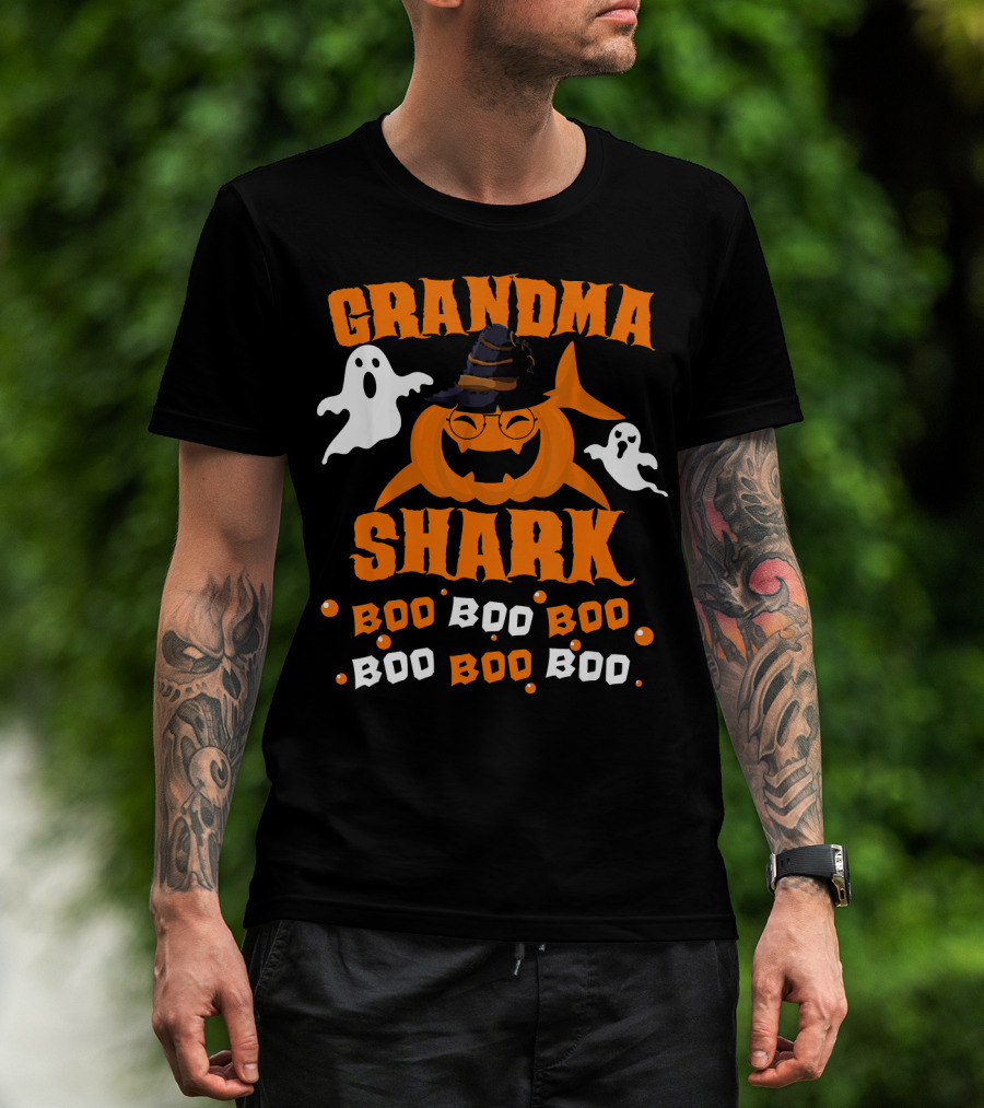 Grandma Shark Witch Boo Boo Boo Halloween Ghosts T-Shirt
